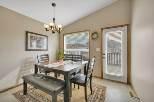 628 Lancaster Drive, Red Deer, AB - Indoor Photo Showing Dining Room