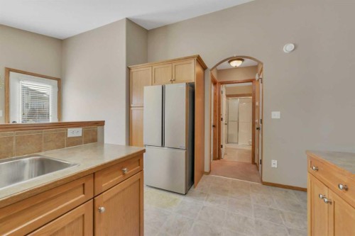 628 Lancaster Drive, Red Deer, AB - Indoor Photo Showing Kitchen