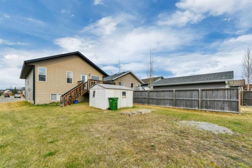 628 Lancaster Drive, Red Deer, AB - Outdoor