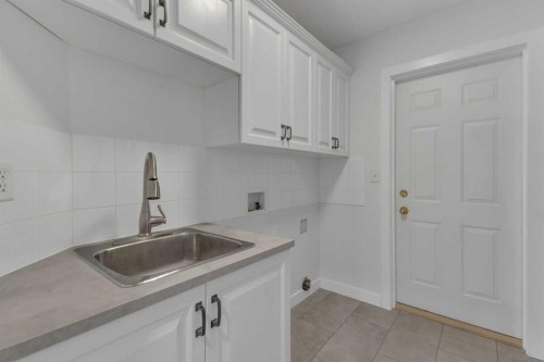 45 Dowler Street, Red Deer, AB - Indoor Photo Showing Kitchen