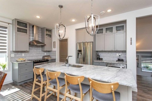 217 Van Slyke Way, Red Deer, AB - Indoor Photo Showing Kitchen With Upgraded Kitchen