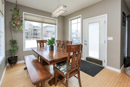 193 Alberts Close, Red Deer, AB - Indoor Photo Showing Dining Room