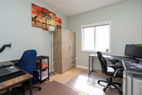 193 Alberts Close, Red Deer, AB - Indoor Photo Showing Office