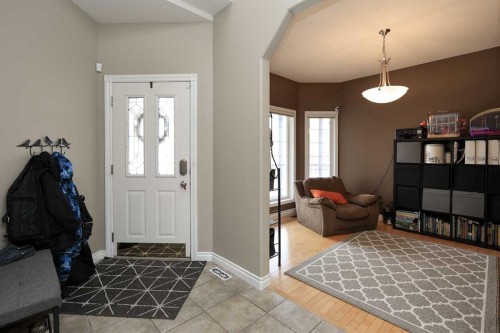 193 Alberts Close, Red Deer, AB - Indoor Photo Showing Other Room