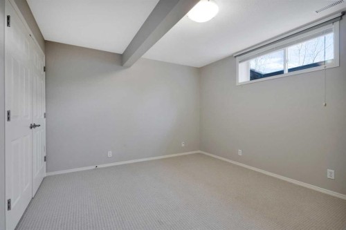 19 Lang Close, Red Deer, AB - Indoor Photo Showing Other Room