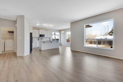 19 Lang Close, Red Deer, AB - Indoor