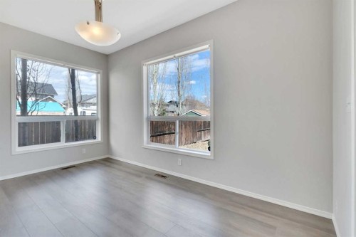 19 Lang Close, Red Deer, AB - Indoor Photo Showing Other Room