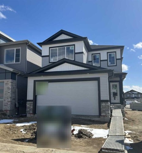 84 Linden Place  Rural Red Deer County, AB T4E 3C4