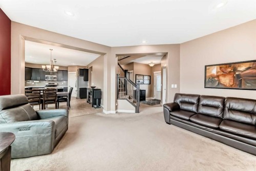 8 Eva Crescent, Lacombe, AB 