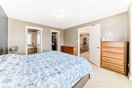 8 Eva Crescent, Lacombe, AB 