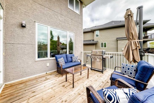 8 Eva Crescent, Lacombe, AB 