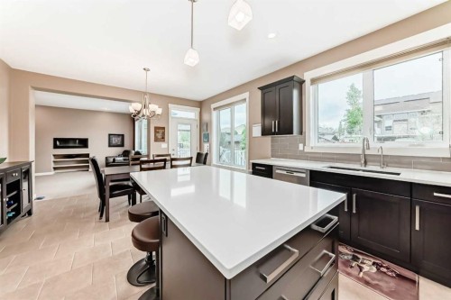 8 Eva Crescent, Lacombe, AB 