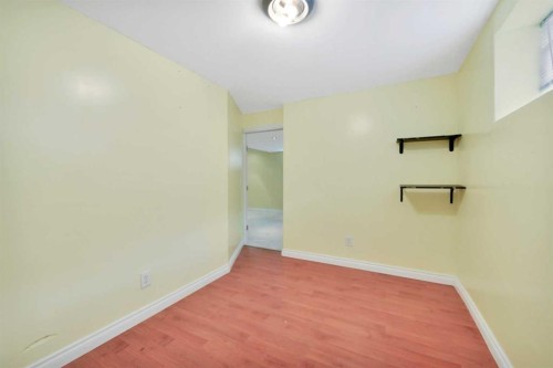 93 White Avenue, Red Deer, AB - Indoor Photo Showing Other Room