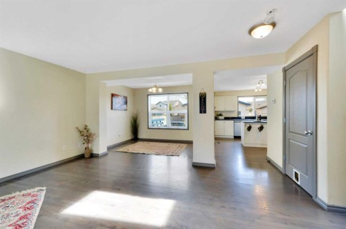 93 White Avenue, Red Deer, AB - Indoor Photo Showing Living Room