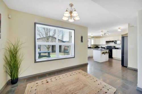 93 White Avenue, Red Deer, AB - Indoor Photo Showing Kitchen
