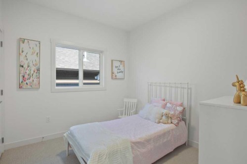 4 Emmett Crescent, Red Deer, AB - Indoor Photo Showing Bedroom