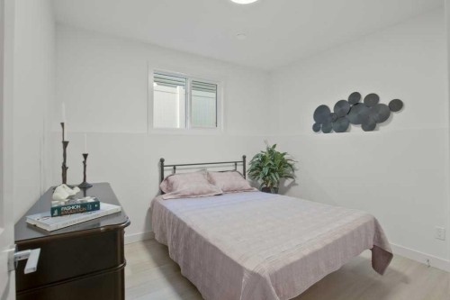 4 Emmett Crescent, Red Deer, AB - Indoor Photo Showing Bedroom