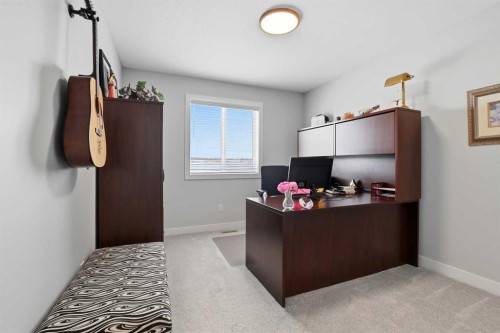 37 Toal Close, Red Deer, AB 