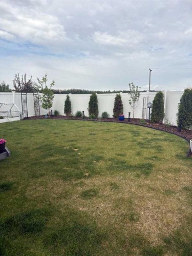 37 Toal Close, Red Deer, AB 
