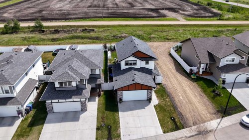 37 Toal Close, Red Deer, AB 