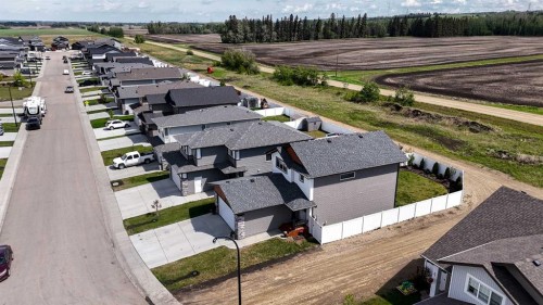 37 Toal Close, Red Deer, AB 