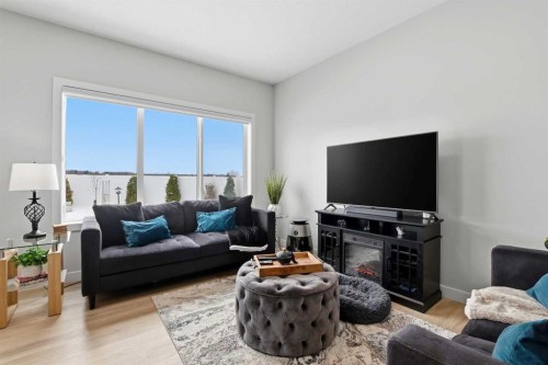 37 Toal Close, Red Deer, AB 