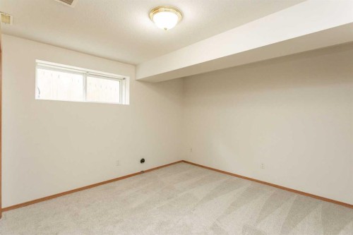 48 Duval Close, Red Deer, AB - Indoor Photo Showing Other Room