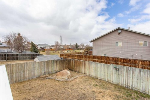 48 Duval Close, Red Deer, AB - Outdoor