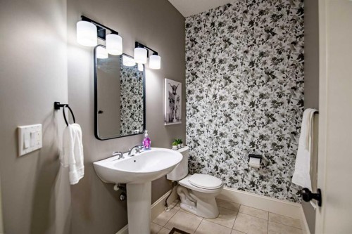 7 Aldrich Close, Red Deer, AB - Indoor Photo Showing Bathroom
