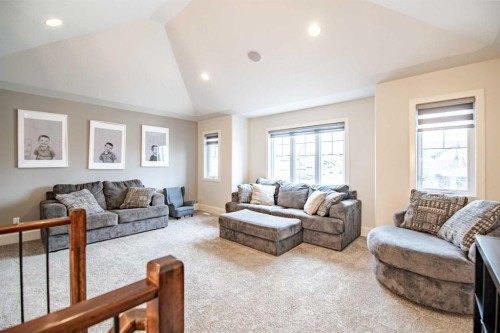7 Aldrich Close, Red Deer, AB - Indoor Photo Showing Living Room