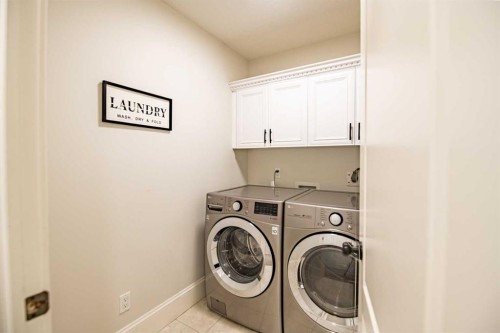 7 Aldrich Close, Red Deer, AB - Indoor Photo Showing Laundry Room