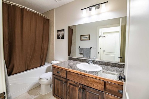 7 Aldrich Close, Red Deer, AB - Indoor Photo Showing Bathroom
