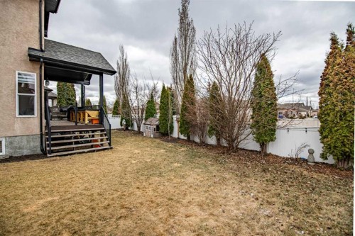 7 Aldrich Close, Red Deer, AB - Outdoor