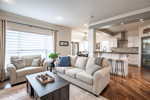 7 Aldrich Close, Red Deer, AB - Indoor Photo Showing Living Room