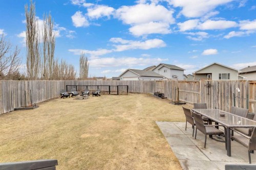 9 Ross Close, Sylvan Lake, AB - Outdoor