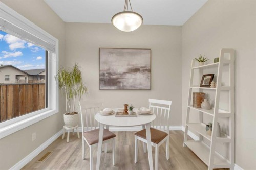 9 Ross Close, Sylvan Lake, AB - Indoor Photo Showing Dining Room