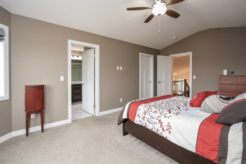 117 Coachman Way, Blackfalds, AB - Indoor Photo Showing Bedroom