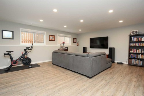 117 Coachman Way, Blackfalds, AB - Indoor Photo Showing Gym Room