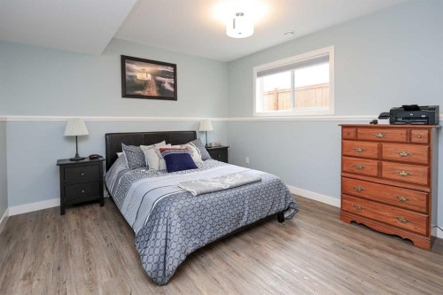 117 Coachman Way, Blackfalds, AB - Indoor Photo Showing Bedroom
