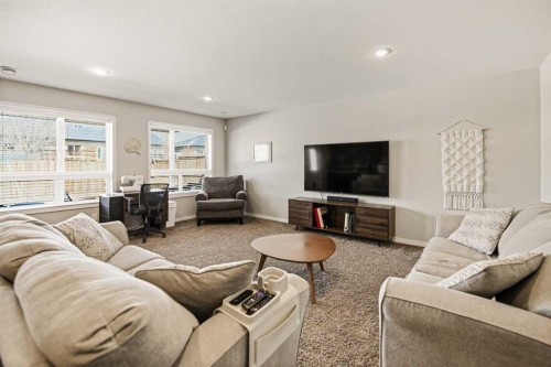 12 Cyprus Road, Blackfalds, AB - Indoor Photo Showing Living Room