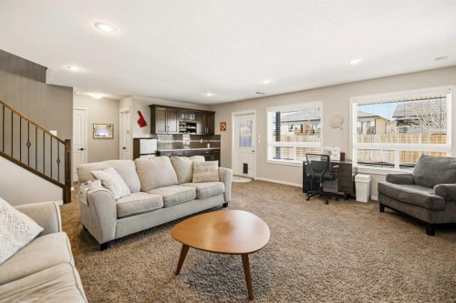 12 Cyprus Road, Blackfalds, AB - Indoor Photo Showing Living Room