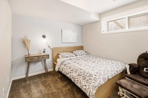 12 Cyprus Road, Blackfalds, AB - Indoor Photo Showing Bedroom