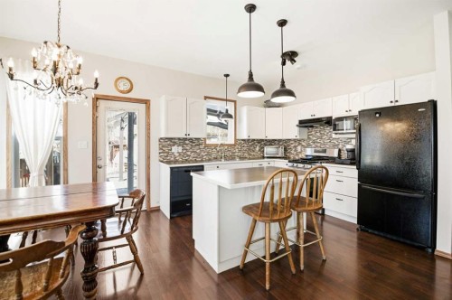 57 Woodbine Close, Blackfalds, AB - Indoor