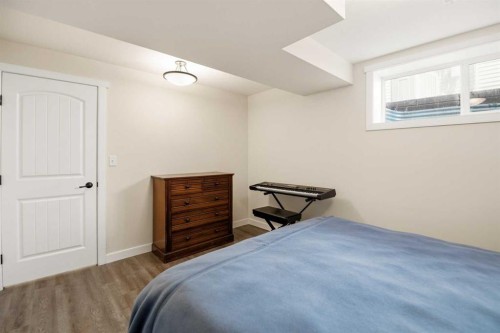 57 Woodbine Close, Blackfalds, AB - Indoor Photo Showing Bedroom