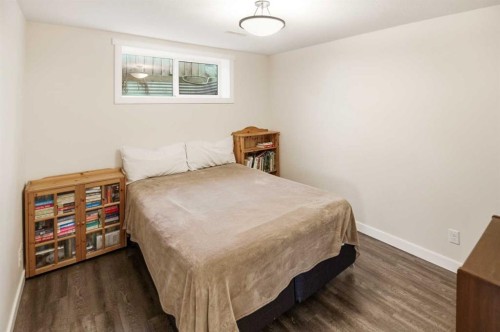 57 Woodbine Close, Blackfalds, AB - Indoor Photo Showing Bedroom