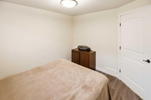 57 Woodbine Close, Blackfalds, AB - Indoor Photo Showing Bedroom