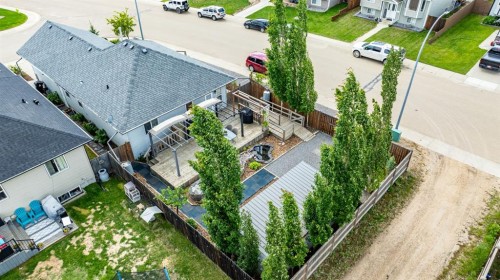 57 Woodbine Close, Blackfalds, AB - Outdoor