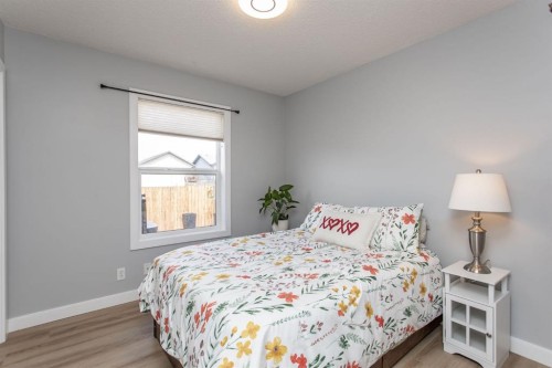 179 Long Close, Red Deer, AB - Indoor Photo Showing Bedroom