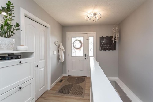 179 Long Close, Red Deer, AB - Indoor Photo Showing Other Room
