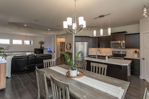9 Bowman Circle, Sylvan Lake, AB - Indoor